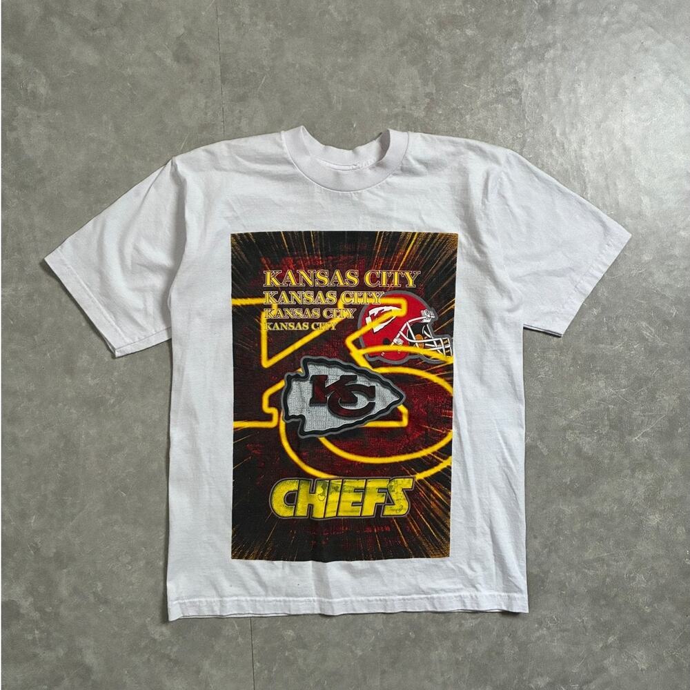2000s Vintage Kansas City Chiefs Big Print White T-Shirt -M
